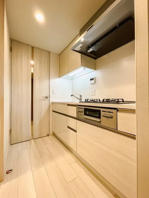 Royal Parks Ariake - Interior - ["Wood", "Flooring", "Interior design"]