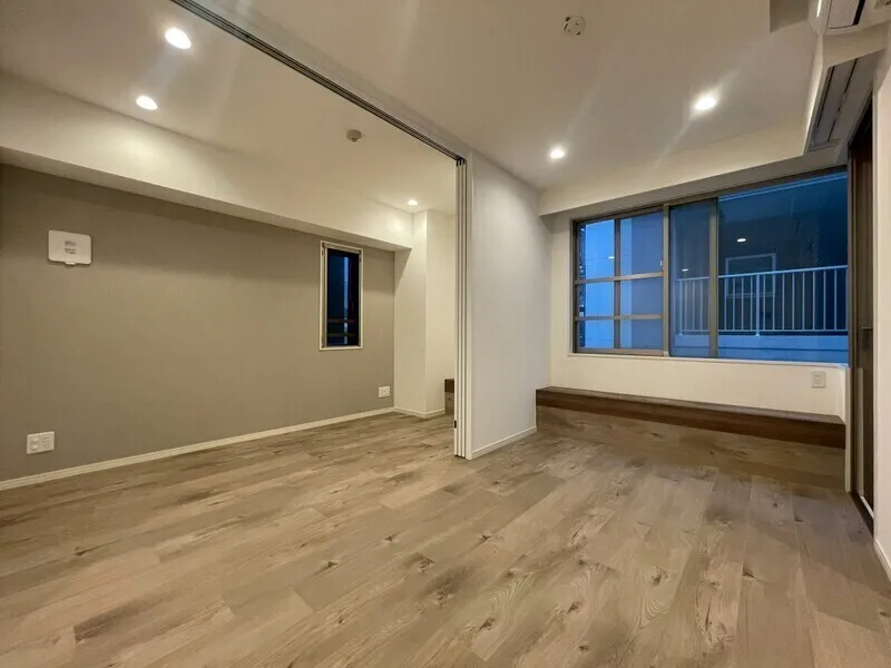 BluRock Ginza East - Interior - ["Flooring", "Wood flooring", "Floor"]