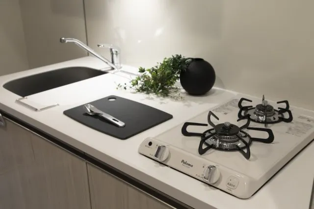 Proud Flat Kiba II - Interior - ["Tap", "Plant", "Plumbing fixture"]