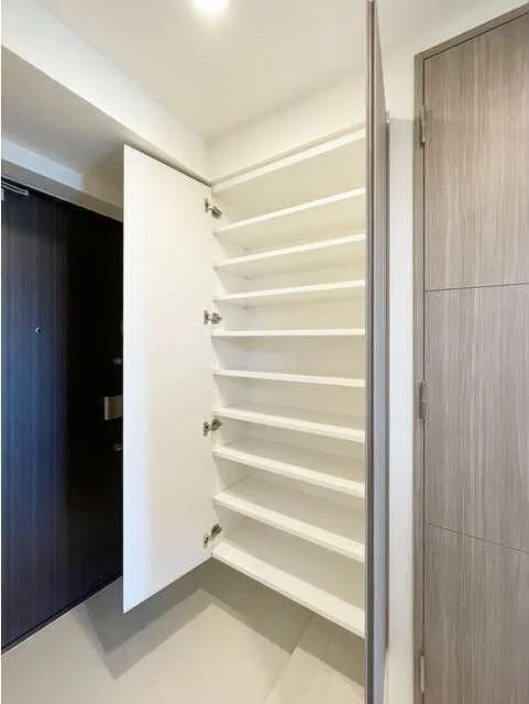 Milia Residence Hiroo - Interior - ["Fixture", "Door", "Interior design"]