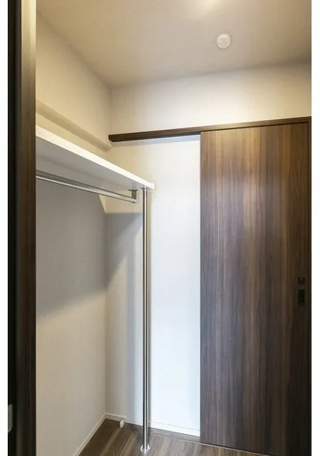 Tokyo Port City Takeshiba Residence Tower - Interior - ["Flooring", "Wood", "Floor"]