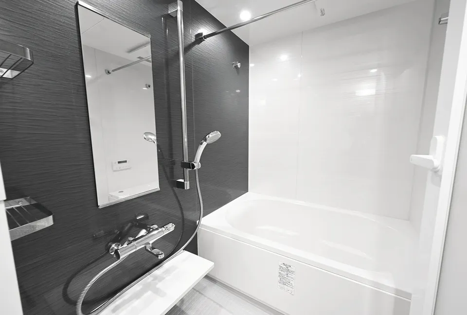 Hmlet Asakusa Station - Interior - ["Bathroom", "Plumbing fixture", "Bathtub"]