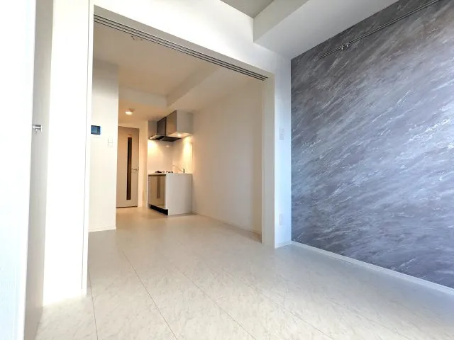 Harmony Residence Global Capital - Interior - ["Flooring", "Floor", "Ceiling"]