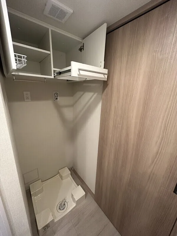 Blanchiesta Kiba - Interior - ["Wood", "Flooring", "Floor"]