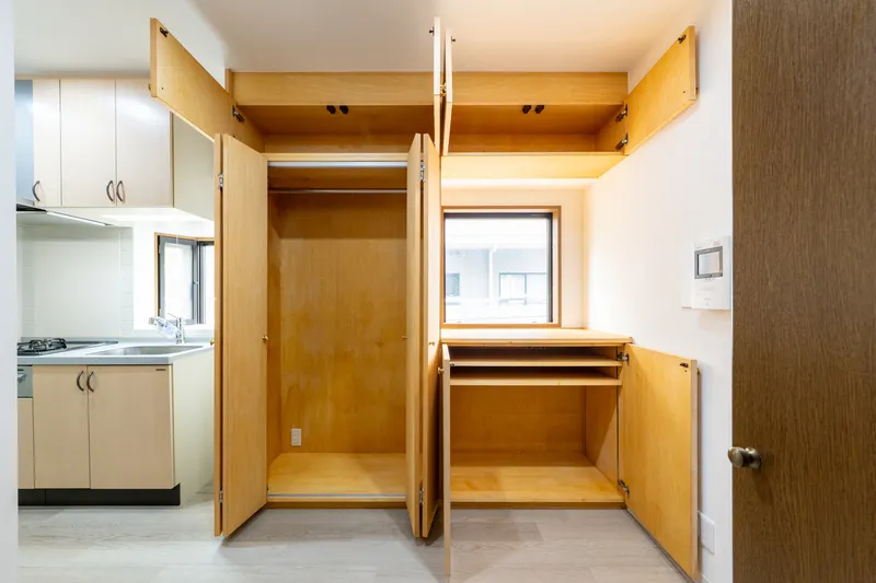 Olympus Sumida Park Building 1 - Interior - ["Flooring", "Wood", "Floor"]