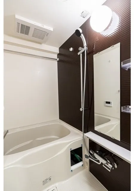 Comforia Liv Itabashi - Interior - ["Plumbing fixture", "Flooring", "Floor"]