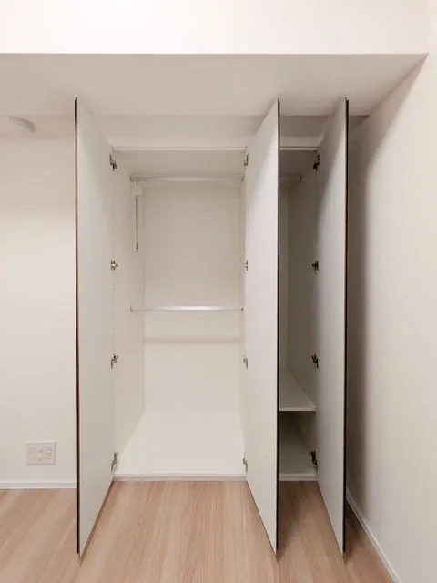 Comforia Liv Hirai MUTIO - Interior - ["Wood", "Flooring", "Floor"]