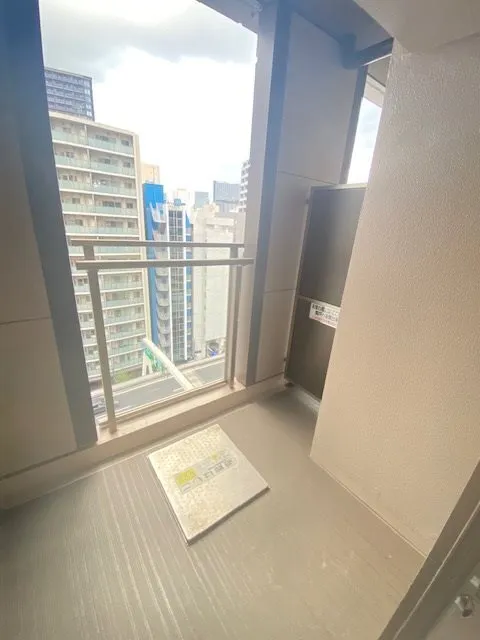 RESIDIA Tower Meguro Fudomae - Interior - ["Floor", "Flooring", "Apartment"]