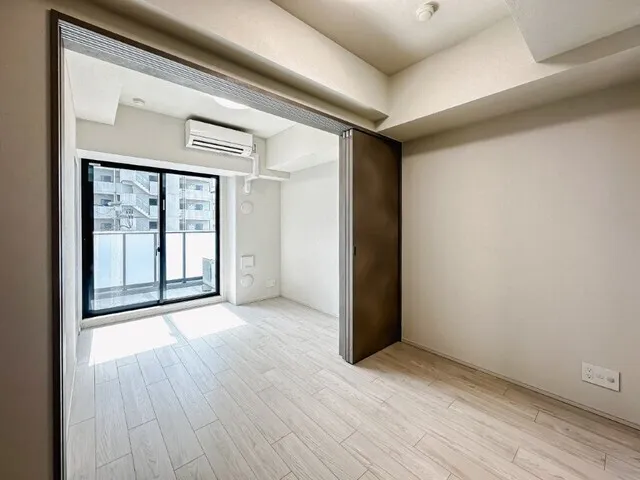 Brookside Residence Kiba - Interior - ["Flooring", "Floor", "Ceiling"]