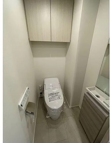 The Park Ones Fukagawa Monzen-Nakacho - Interior - ["Toilet seat", "Plumbing fixture", "Toilet"]