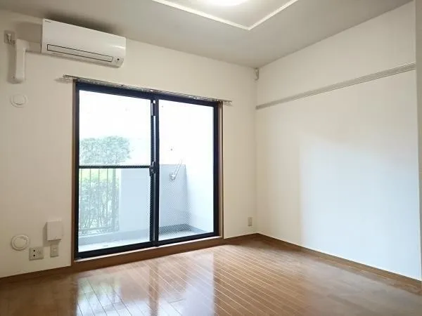 Maison Vert Minami Azabu - Interior - ["Flooring", "Floor", "Apartment"]