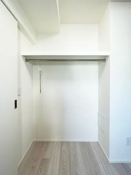 Brillia Ist Asakusa - Interior - ["Wall", "Wood", "Flooring"]