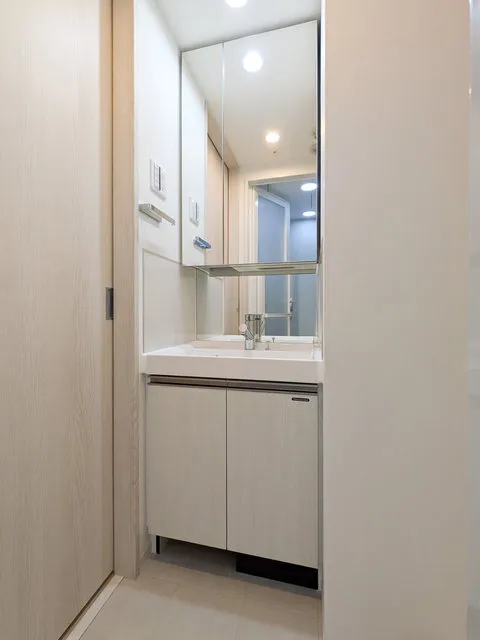 BPR Residence Minami-Shinagawa - Interior - ["Flooring", "Interior design", "Floor"]