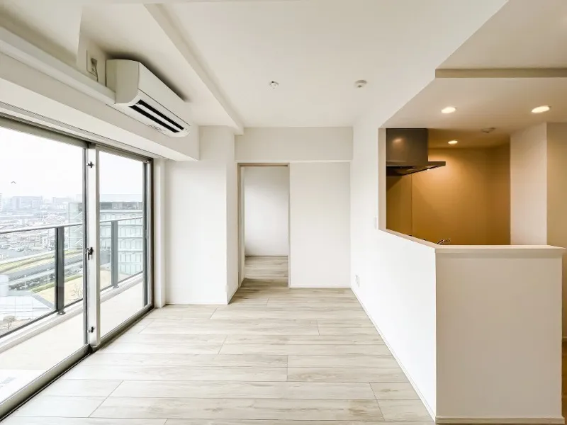 Prince Due Kamiya - Interior - ["Flooring", "Floor", "Wood flooring"]