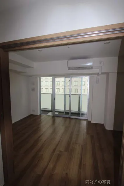 Comforia Kinshicho - Interior - ["Window", "Fixture", "Wood"]