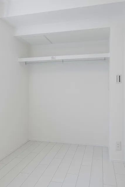 Aglaia Shinjuku Nishiochiai - Interior - ["White", "Wood", "Flooring"]