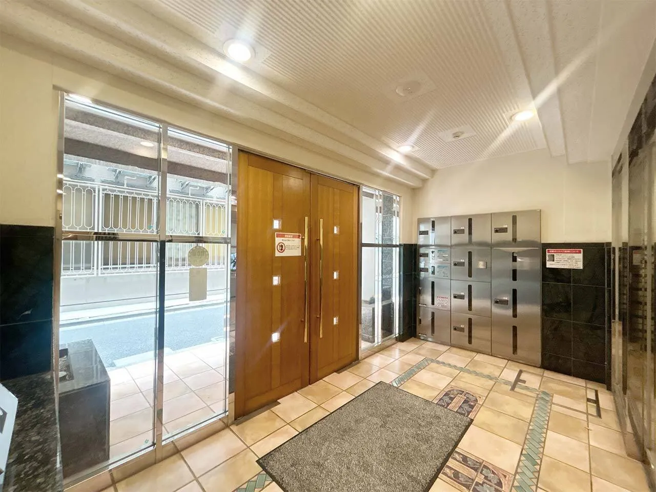 Mynavi STAY Urban Suite Jimbocho Station - Exterior - []