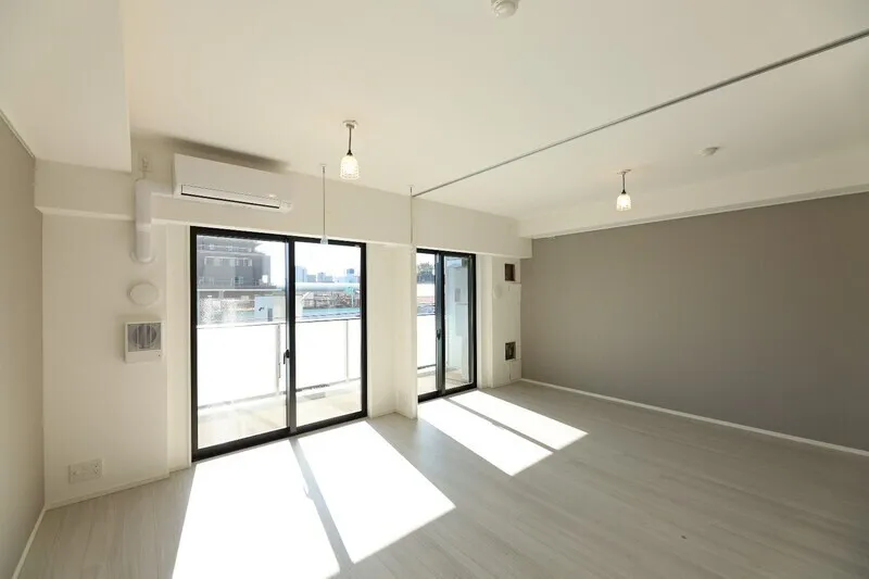 Comreji Akabane Kashiya-to - Interior - ["Floor", "Flooring", "Ceiling"]