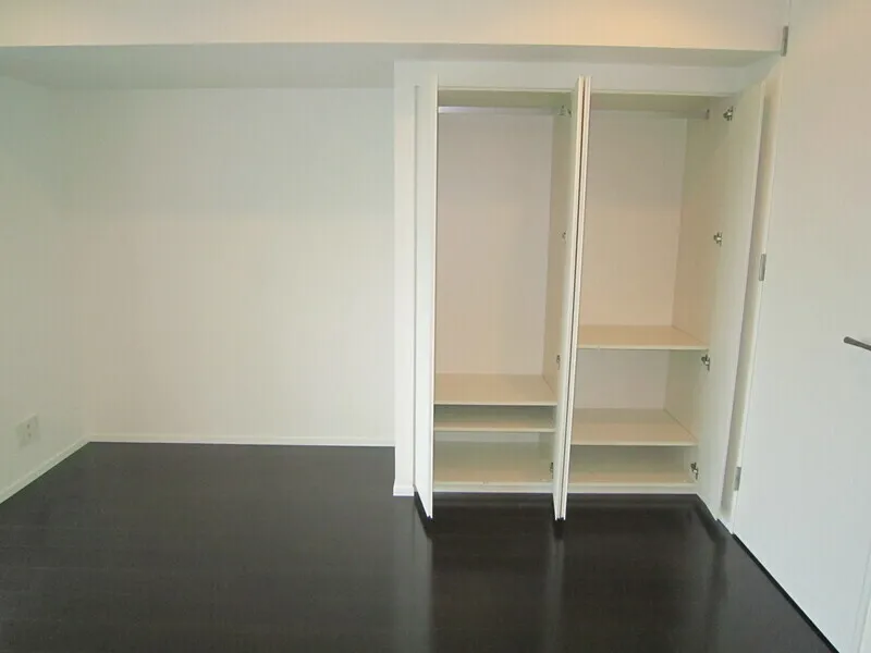 Court Hills Hiroo Minami - Interior - ["Flooring", "Wood", "Floor"]
