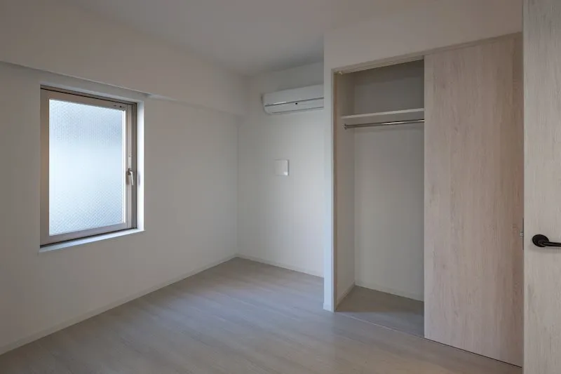 Residia Kanda - Interior - ["Fixture", "Window", "Wood"]