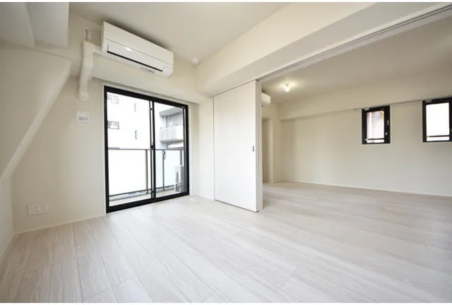 343 Residence Nishiazabu (Open Residence) - Interior - ["Floor", "Flooring", "Ceiling"]