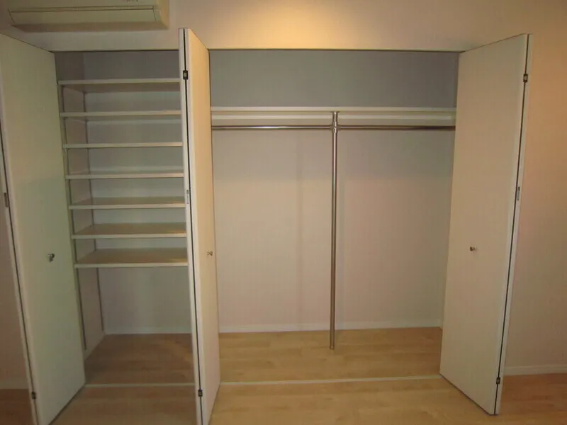 Court Hills Takanawa - Interior - ["Wood", "Flooring", "Floor"]
