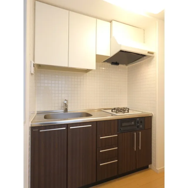 TK Flats Shibuya - Interior - ["Cabinetry", "Building", "Furniture"]