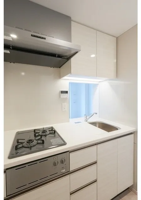 Comforia Higashiueno - Interior - ["Kitchen", "Flooring", "Cabinetry"]