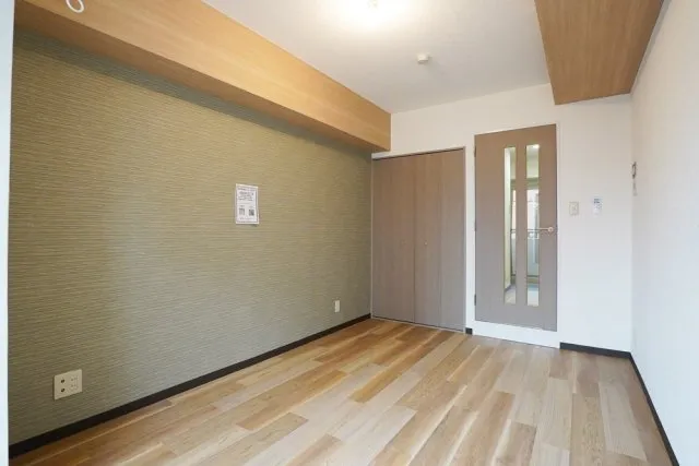Lions Mansion Nishigaoka Minami - Interior - ["Flooring", "Floor", "Wood"]