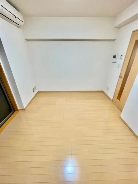 RESIDIA Shima Tsuyama - Interior - ["Fixture", "Building", "Wood"]