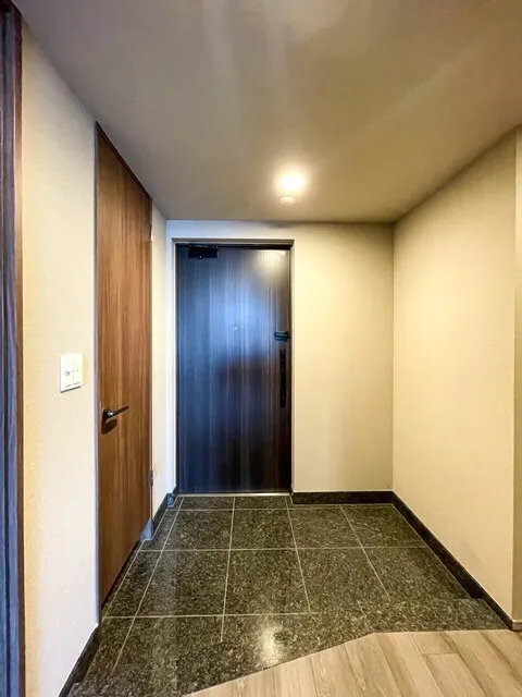 Royal Parks Ariake - Interior - ["Flooring", "Floor", "Wood"]