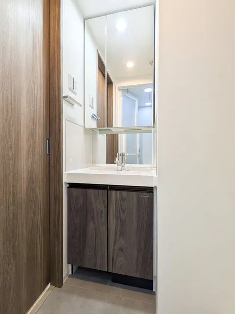 BPR Residence Minami-Shinagawa - Interior - ["Flooring", "Wood", "Interior design"]