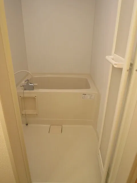 Flare Komagome - Interior - ["Floor", "Flooring", "Tile Flooring"]