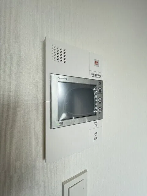 Stylio Kamata West - Interior - ["Electronic device", "Technology", "Machine"]