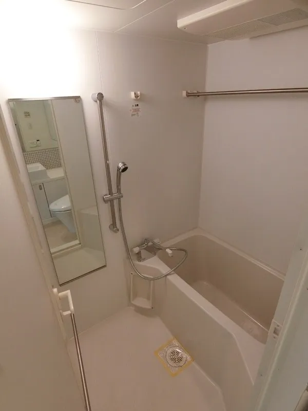 Haginaka East - Interior - ["Plumbing fixture", "Bathroom", "Plumbing"]