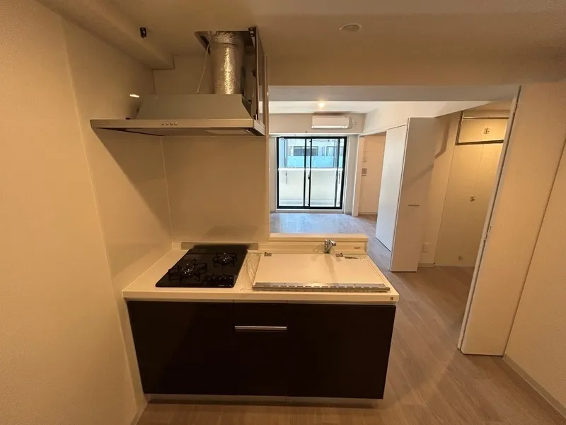WORVE Suita Esaka - Interior - ["Floor", "Flooring", "Apartment"]