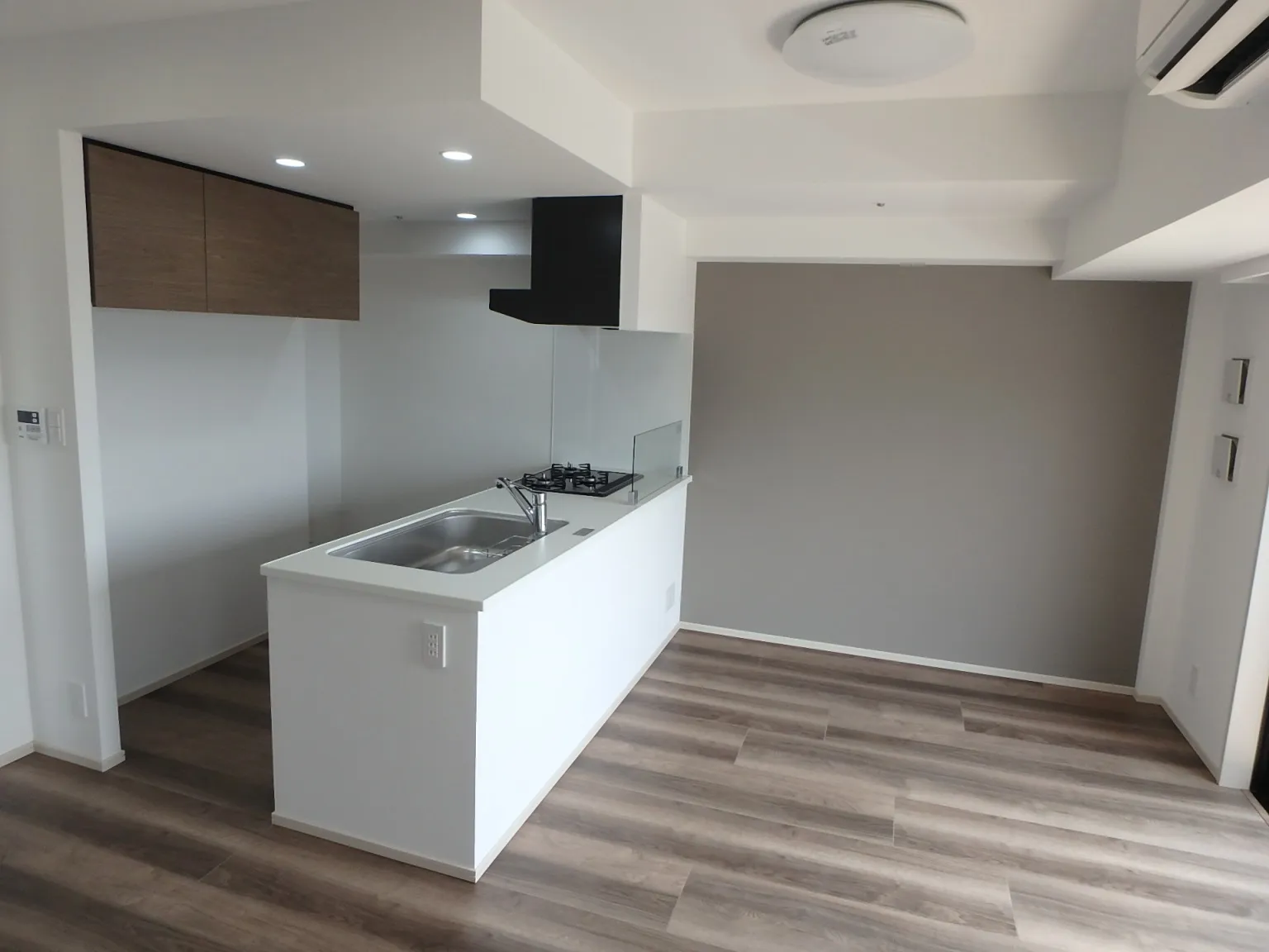 Orchid Residence Ueno - Interior - ["Property", "Cabinetry", "Fixture"]