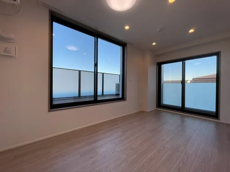 U Residence Higashiyukiya - Interior - ["Floor", "Flooring", "Apartment"]
