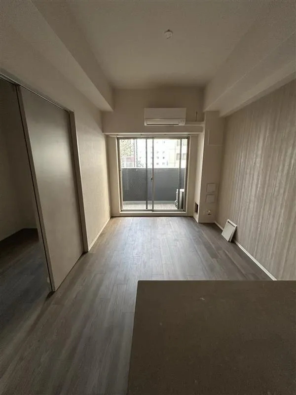 Eslead Residence Osaka Tanimachi The Marks - Interior - ["Flooring", "Floor", "Wood flooring"]