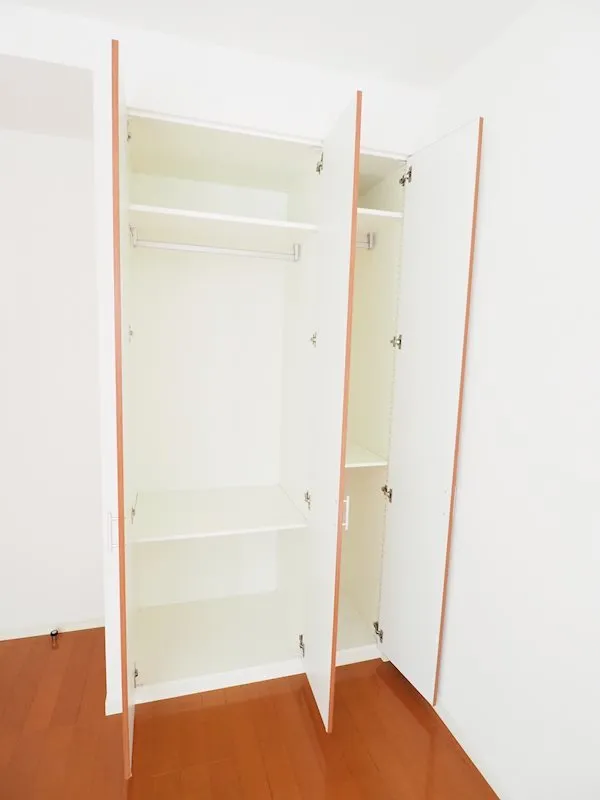 Residia Bunkyo Sengoku 2 - Interior - ["Door", "Wood", "Fixture"]