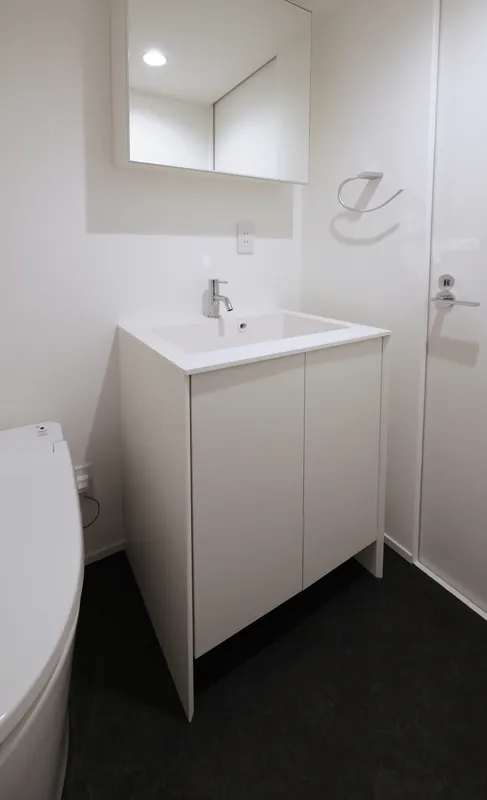 Fullea Kagurazaka - Interior - ["Bathroom Sink", "Plumbing fixture", "Flooring"]