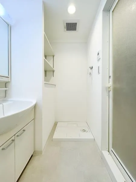 ISM Nakano Sakaue - Interior - ["Flooring", "Floor", "Ceiling"]