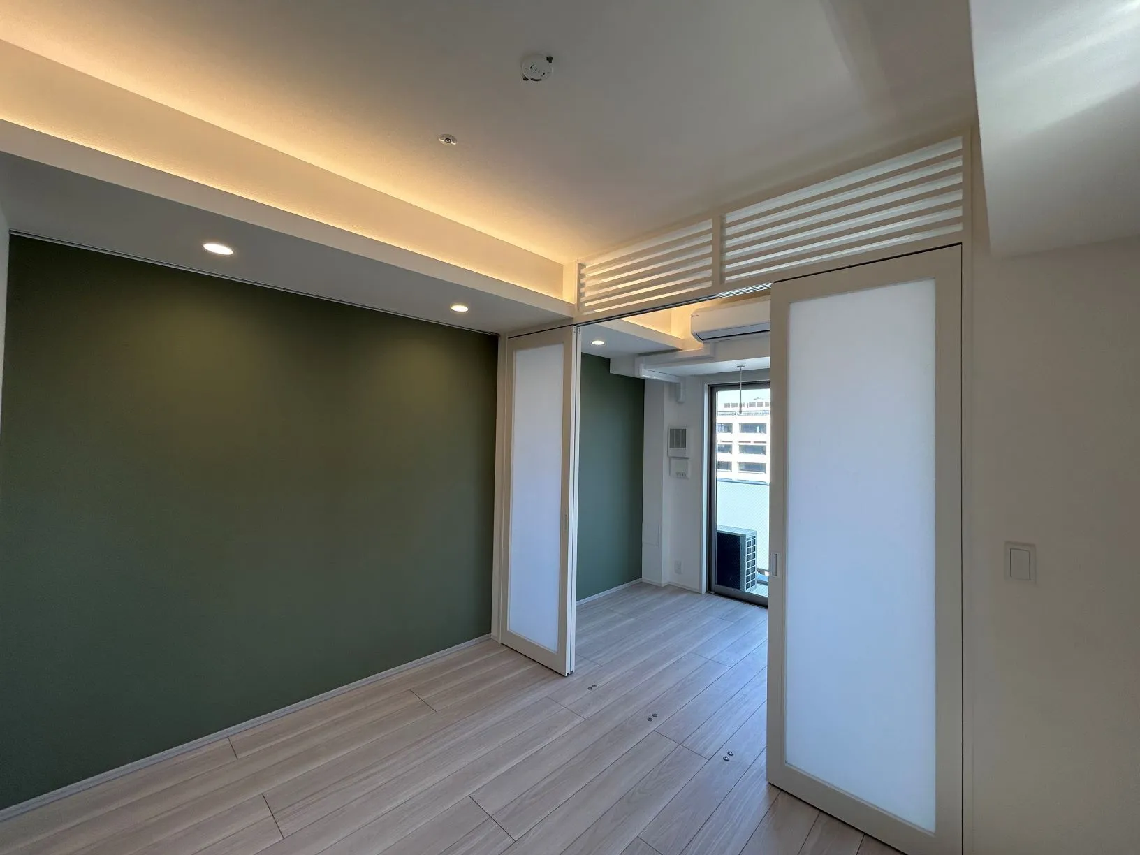 Branchiesta Ueno - Interior - ["Flooring", "Floor", "Ceiling"]