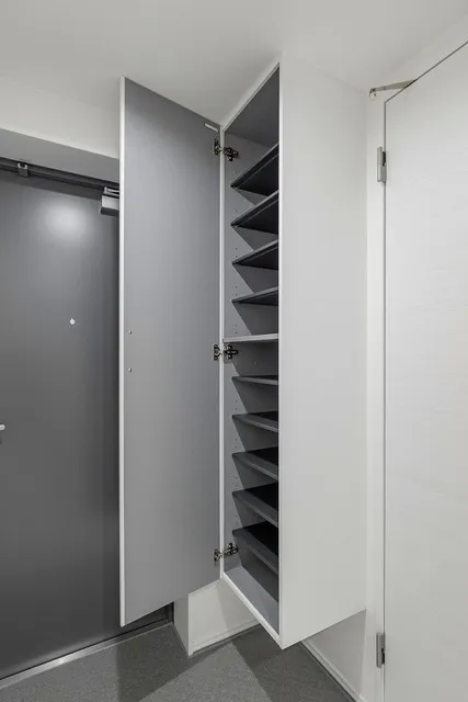 Aglaia Shinjuku Nishiochiai - Interior - ["Shelving", "Grey", "Shelf"]