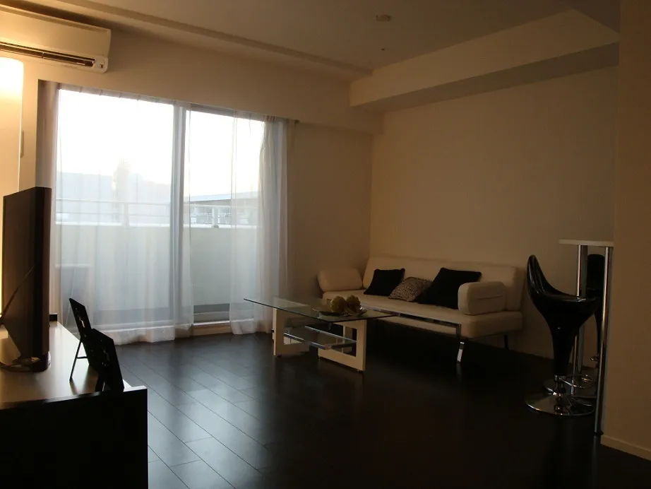 RESIDIA Kinshicho II - Interior - ["Furniture", "Building", "Couch"]