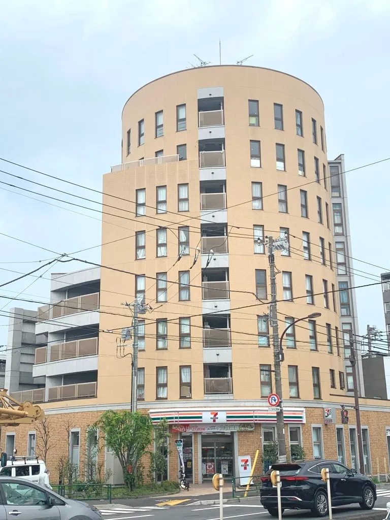 Will Terrace Shindaita - Exterior - ["Sky", "Building", "Land vehicle"]