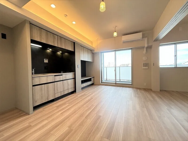 Blanchiesta Kiba - Interior - ["Flooring", "Wood flooring", "Wood"]