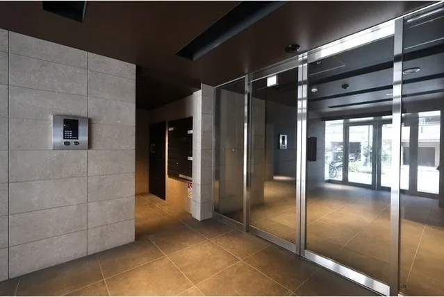 La Douceur Higashi Nakano - Exterior - ["Floor", "Flooring", "Door"]