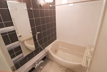 Esty Maison Toyosu Residence - Interior - ["Brown", "Plumbing fixture", "Bathroom"]