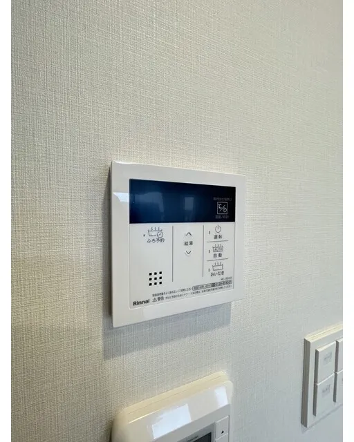 Comforia Liv Minamisunamachi East - Interior - ["Electronic device", "Technology", "Thermostat"]